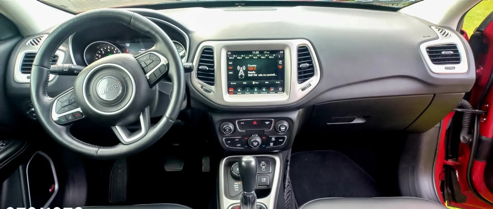 Jeep Compass cena 91999 przebieg: 52213, rok produkcji 2019 z Młynary małe 301